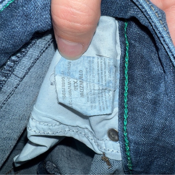 Wrangler Women's Blue Jeans - Picture 2 of 2